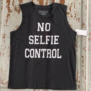 🆕-Graphic tank by Fifth & Sun